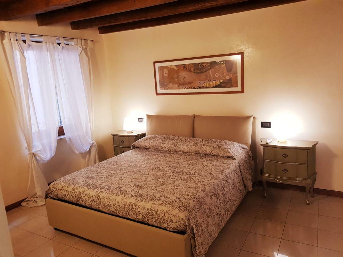 Вилла Elly'S House Верона Экстерьер фото