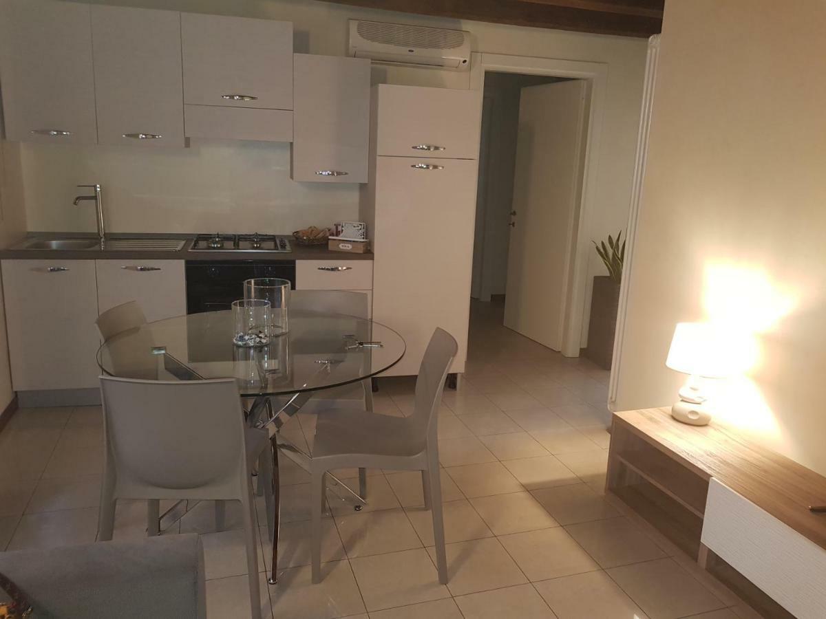 Вилла Elly'S House Верона Экстерьер фото